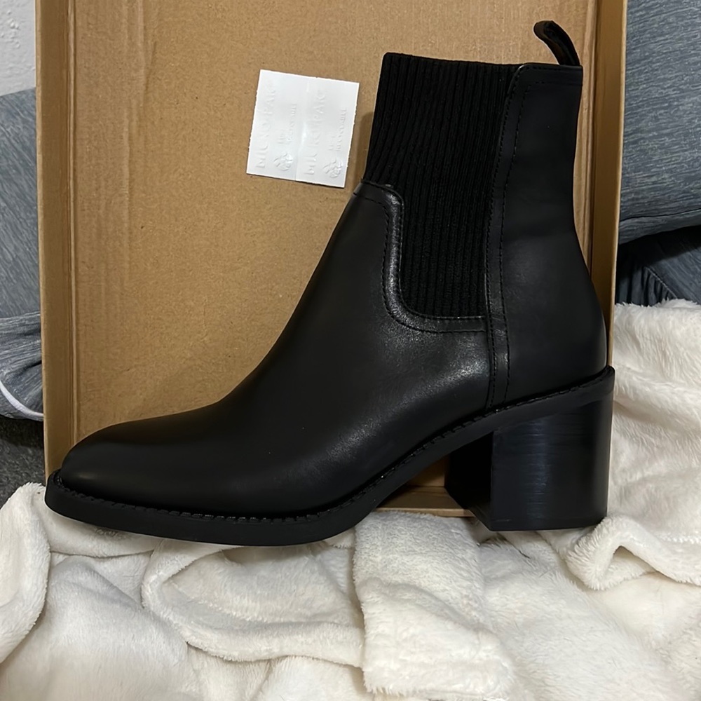 Steve Madden Admire boots